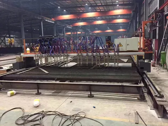 산소 가스를 가진 고정밀 CNC 플라즈마 절단기 금속 강철 플라즈마 절단기